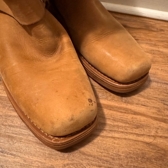 Tan Leather Western Boots - Picture 3 of 4